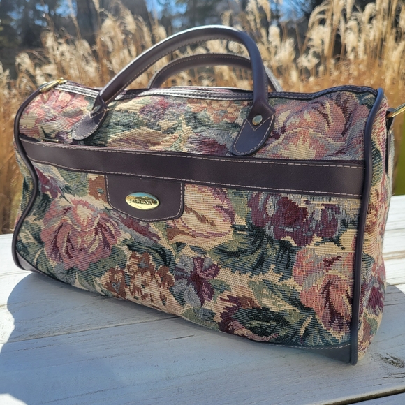Jaguar Handbags - Vintage Jaguar Floral Tapestry Travel Duffle Weekender Bag Nice! See NOTES!